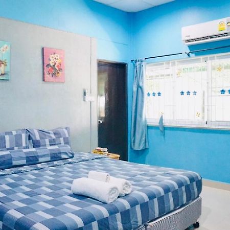 Pasak Holiday Six 2930 Phuket Exterior foto